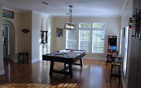 The Den - Family Friendly, Close To Fiesta Texas, Seaworld, Riverwalk And More